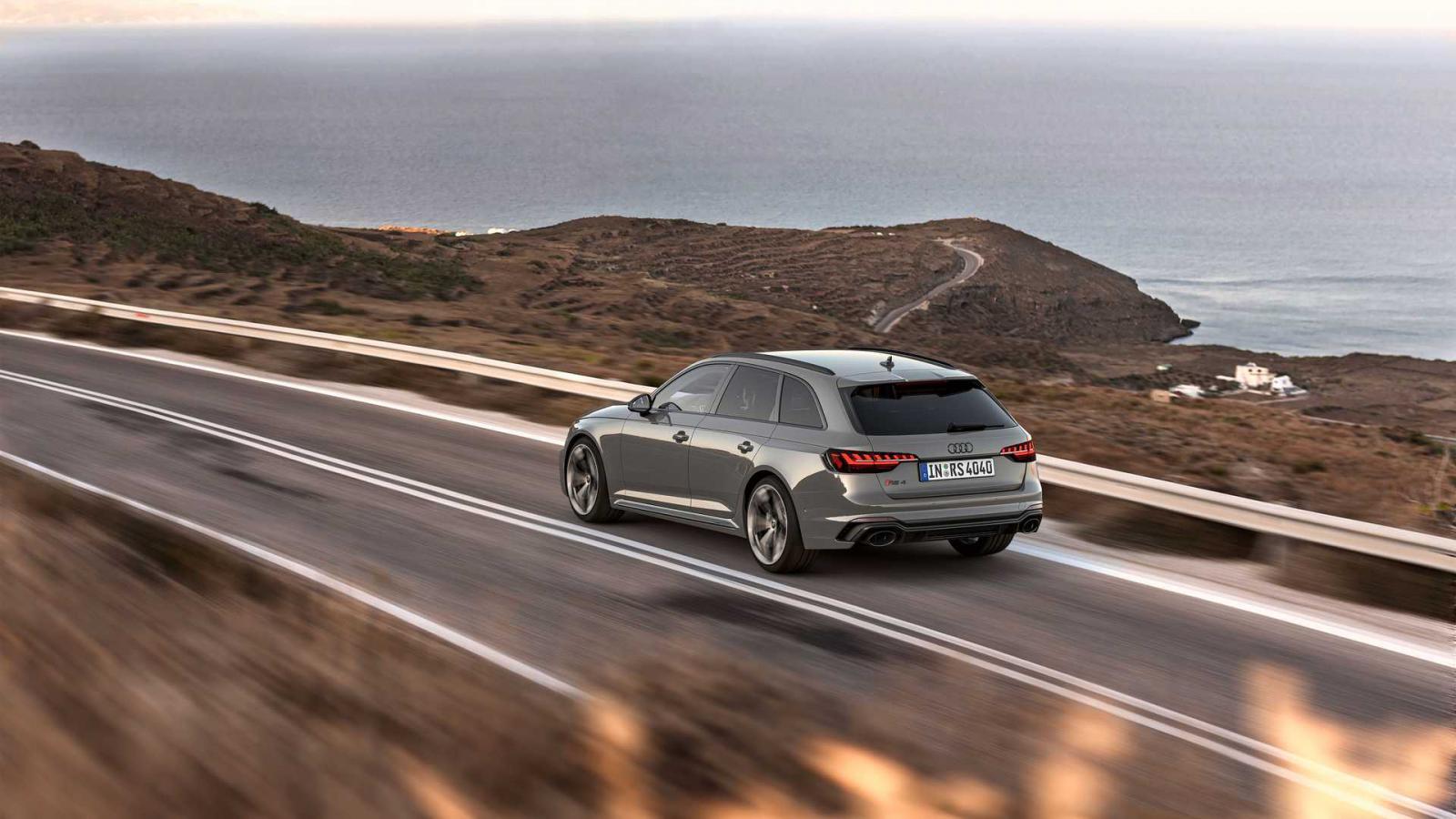 Νέα πακέτα Competition για τα Audi RS4 Avant, RS5 Coupe & Sportback